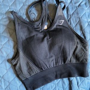 Ultra seamless sports bra